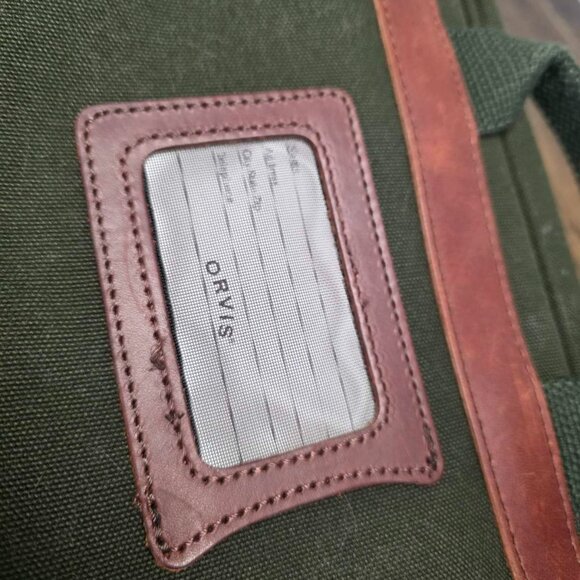 ORVIS BATTENKILL HANGING TRAVEL KIT, CANVAS AND LEATHER - Picture 5 of 13